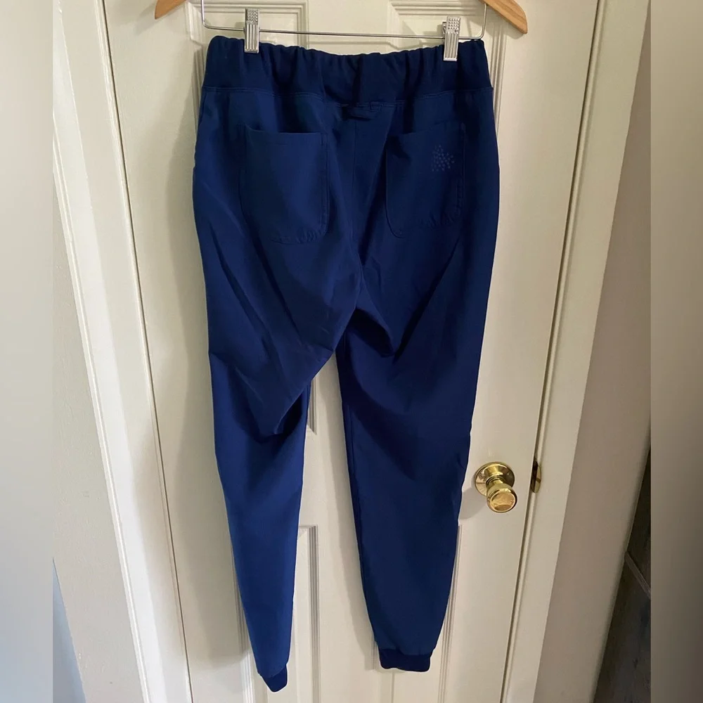 Women’s Allheart Scrub Set - Picture 4 of 5